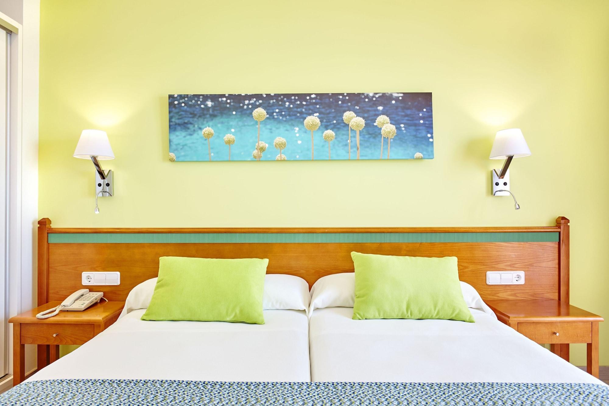Universal Hotel Laguna Canyamel  Dış mekan fotoğraf